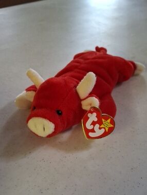 Ty "Snort The Bull"  Beanie Baby